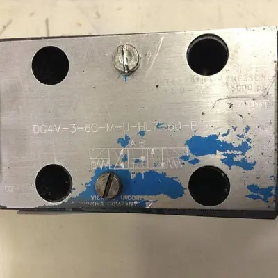 USED VICKERS DG4V-3-6C-M-U-HL7-60-B13