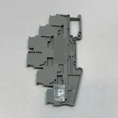 New | in-Stock PHOENIX CONTACT GROUND TERMINAL BLOCK Terminal Blocks | Maverick Industrial Sales #1109410