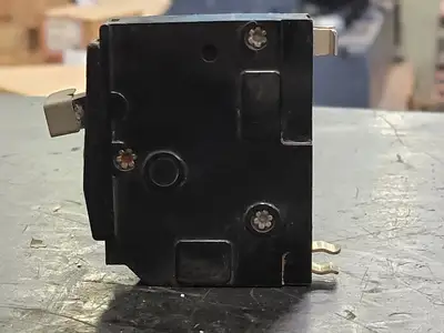 USED SQUARE D QO130