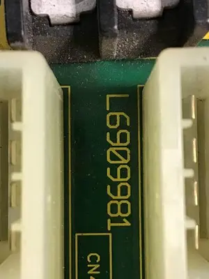 USED TOSHIBA L6909981