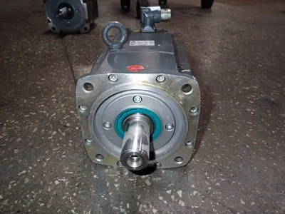 USED SIEMENS 1FK70832AF711CH1