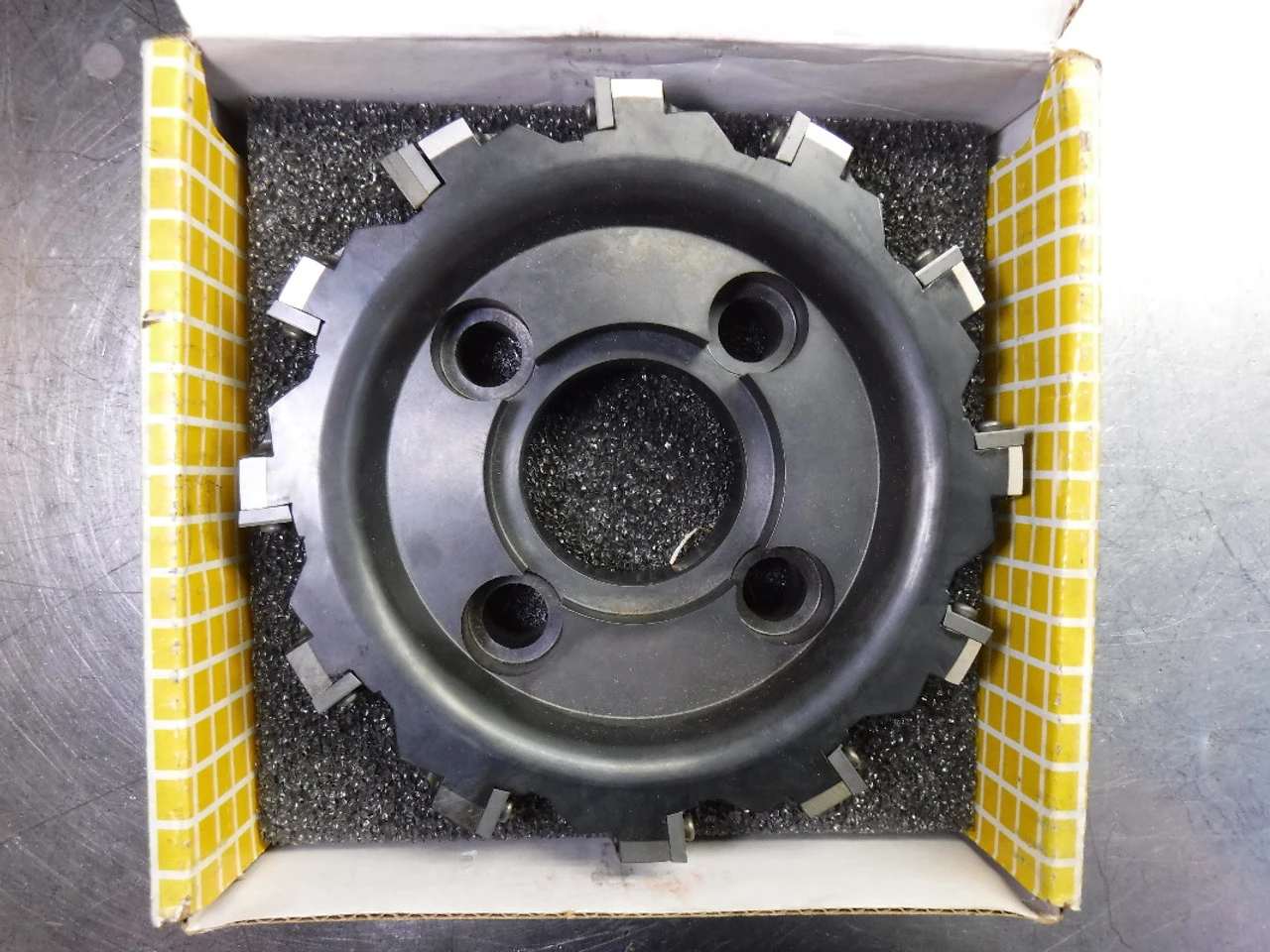 Kennametal 200mm Indexable Facemill 60mm Arbor 200C12RS90SD15D (LOC1869A)