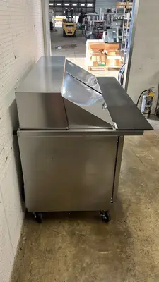 Used Beverage Air _UNKNOWN_ Food Prep Tables Illinois US | Falcon Restaurant Supply #1423151
