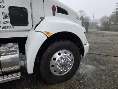 USED 2020 KENWORTH T270