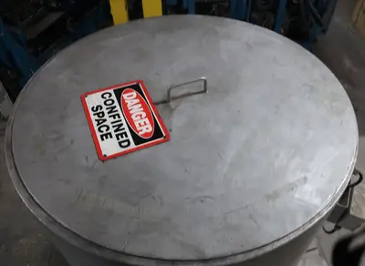 SPC8687  Tank 350 gallon vertical tank, Stainless Steel, flat