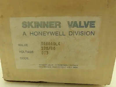 Skinner S4R0AAL4 Directional Control Valve 5-Way 2 Pos 120V Solenoid 150 PSI