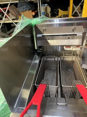 USED HENNY PENNY EEG242.0