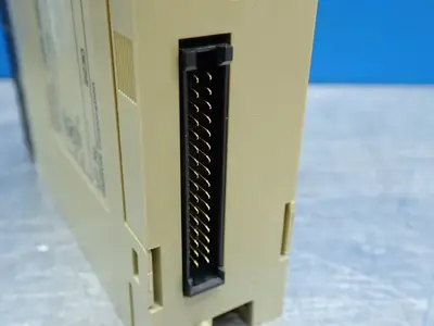 Used OMRON C200HDA003 PLC Processors | HGR 24 #752929