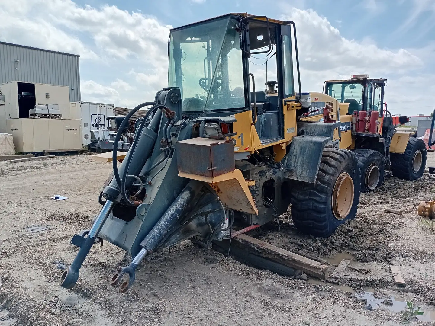 Used KOMATSU WA250PT-5L Wheel Loaders British Columbia CA | Lenmark #1489050