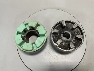 USED MAGNALOY COUPLINGS 6 00