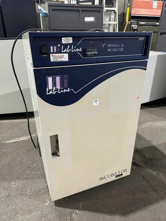 Used LAB-LINE _UNKNOWN_ Incubators Ohio US | McKean Machinery Sales #445710