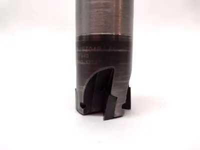 C7690VA12WA 1.25Z04R1.60 | Stellram  F3007T T8 12T3 Milling Cutter - Used