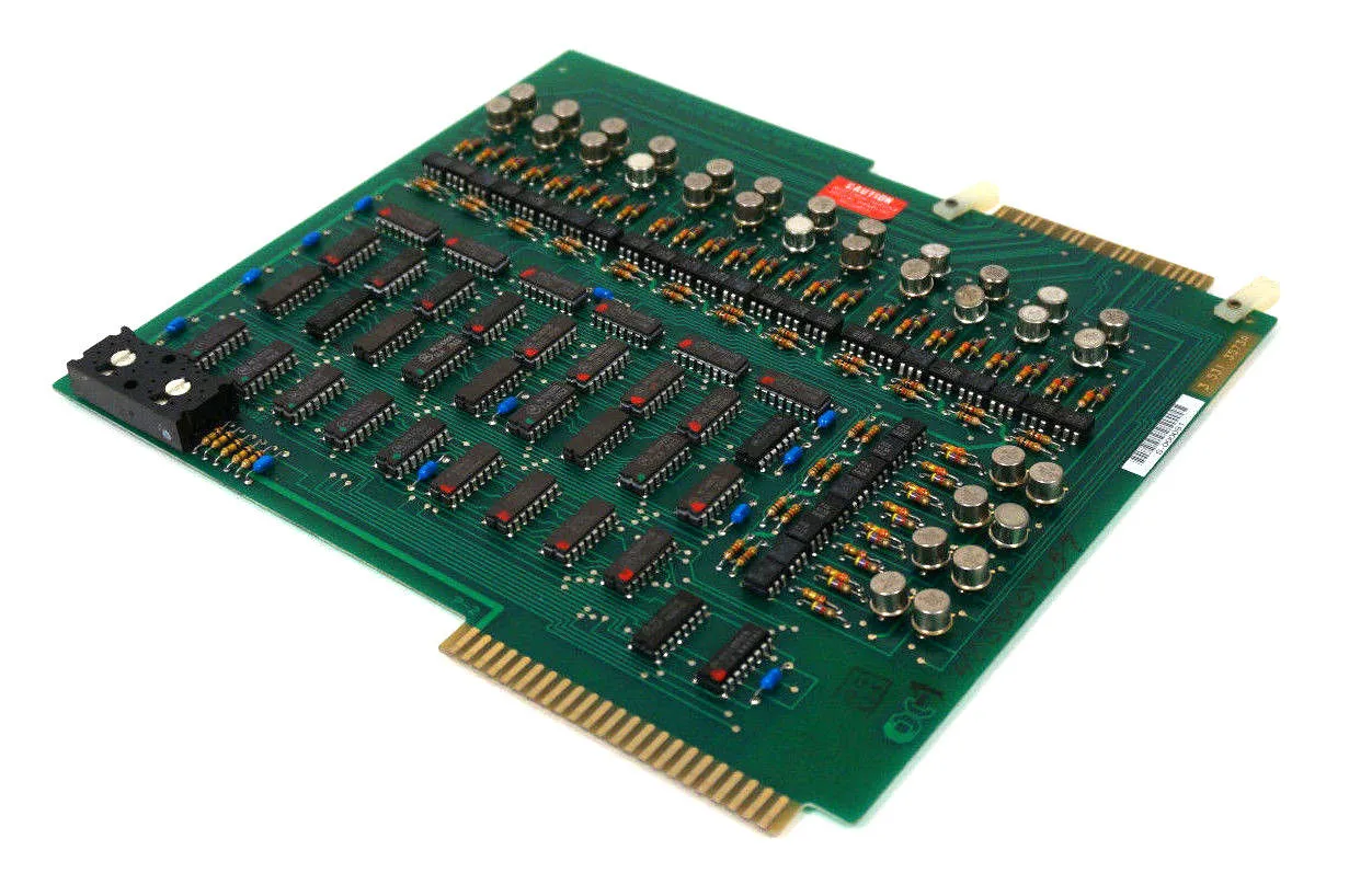 USED CINCINNATI MILACRON 3-531-3573A INTERFACE BOARD 35313573A