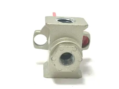 VHS20-N02-Z | SMC  Lockout Valve 3 Port 1/4" NPT - Used