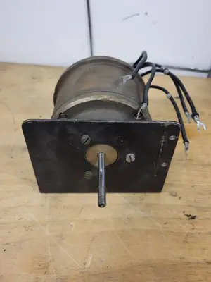 Bendix Aviation AC Synchronous Repeater Type III Marine Division