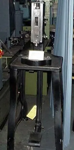 0282-385 R Blundell Foot Press – Circa 1870