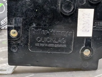 Lot of 10 Cutler Hammer QuickLag Type BL Circuit Breakers 20A 120/240VAC Used