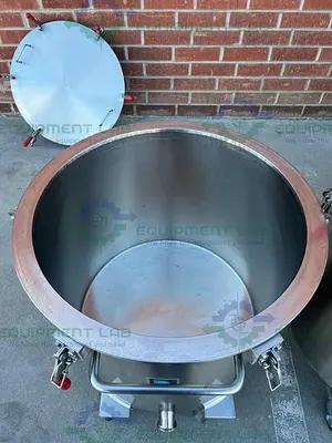 USED ROSS M 40 STAINLESS STEEL SINGLE SHAFT MIXER W/ TWO 40 GALLON TANKS