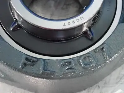 USED NTN BEARING UCFL207D1