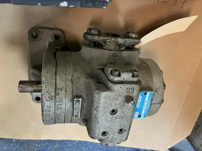 Used VICKERS V2304-A4 Pumps | Surplus Asset Holdings #1206303