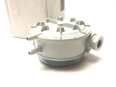 New | in-Stock HUBA CONTROL RELATIVE OR DIFFERENTIAL PRESSURE SWITCH 0.4...4INCHH2O Pressure Switches | Maverick Industrial Sales #1112188