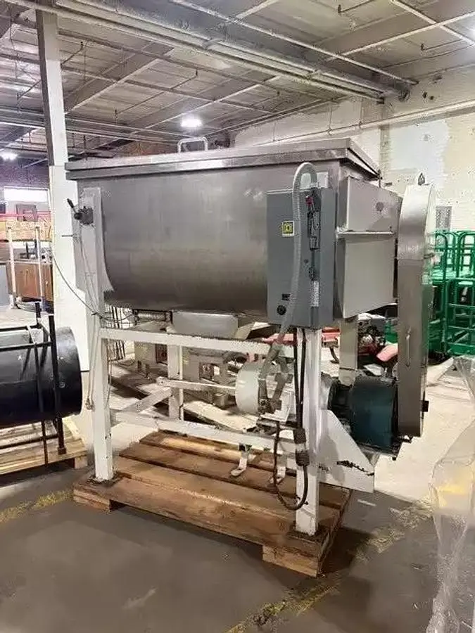 Mixer, Ribbon, 20 CF, Stainless Steel, 15 HP, Center Bottom Discharge, #5991700
