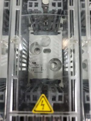 ABB OFAX 1S3 Fuse Base Holder, 3 Pole 250A, 690V. 4D