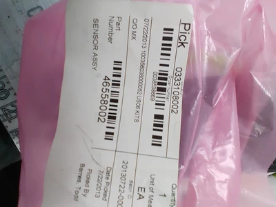 NEW OMRON E2E-CR8C1-R