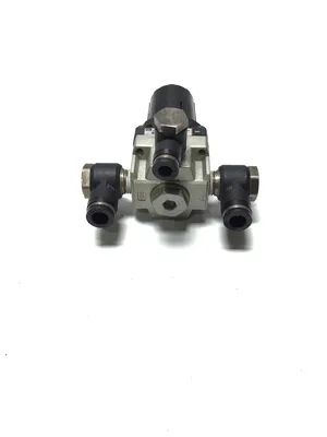 SMC AR2000-02B Pneumatic Air Pressure Regulator Set Press 0.05-0.85 MPa