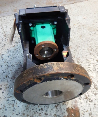 USED LIGHTNIN VEKTOR V5C55A