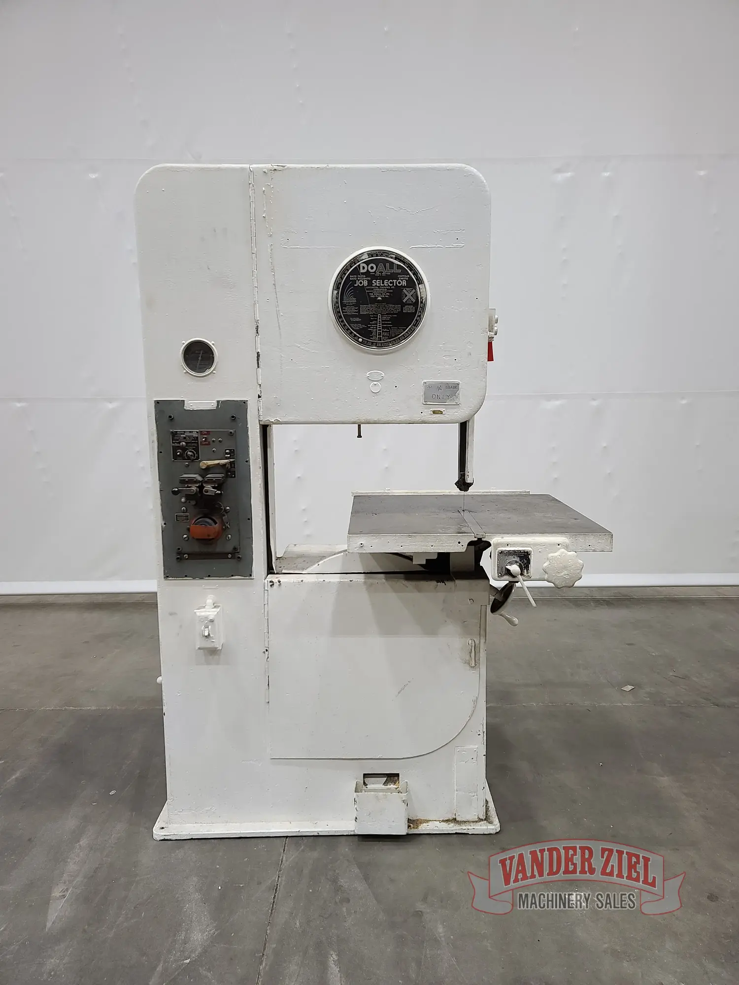 Used DOALL V26 Vertical Band Saws Michigan US | Vander Ziel Machinery Sales #480520