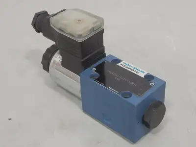 NEW REXROTH 4WE6D60/EG24N9ZS5L