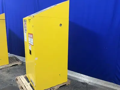 Used JUSTRITE 896020 Cabinets Ohio US | HGR 24 #1456092