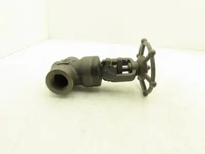 Bonney Forge A105N Gate Valve 1-1/4" NPT Forged Steel Rising Stem