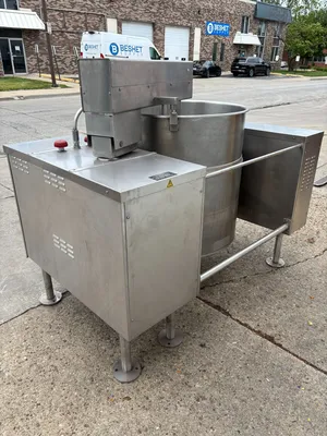 USED 1999 CLEVELAND Kettle