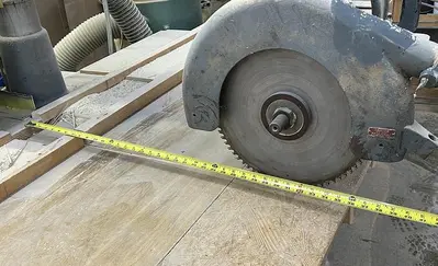 DEWALT RADIAL-ARM SAW