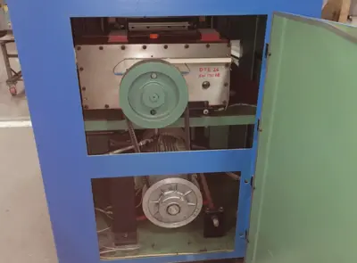 2000 LORENZ TRM 30/320.21-SW Leveller / Roller | Universal Press & Machinery (UPM) (6)