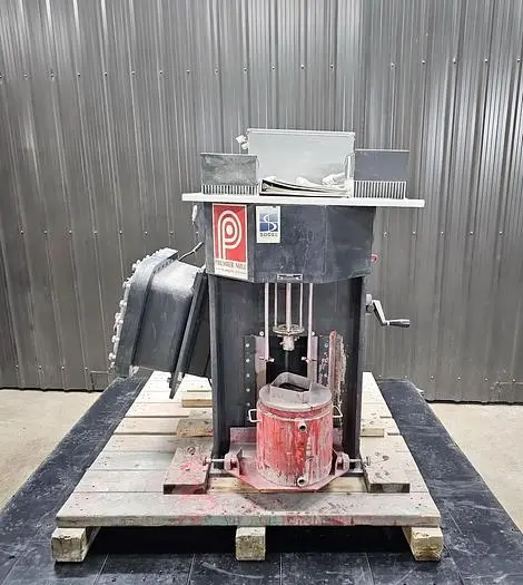 Used PREMIER MILL PSM 7 Mills / Grinders Quebec CA | Carter-Wilson Equipment Services #451326