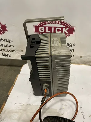 Lenze GKR06-2M VAK 100C32 Gearmotor with 8200 Motec 13346321 Inverter 3PH