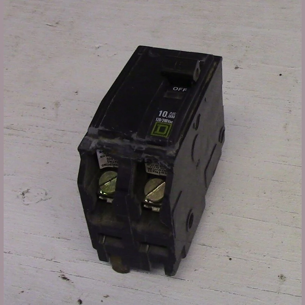 Square D 2 Pole 15 Amp Push-in Breaker