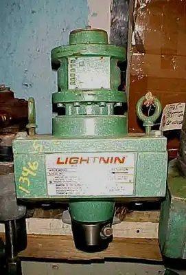 USED LIGHTNIN PORTABLE MIXER XDA-300