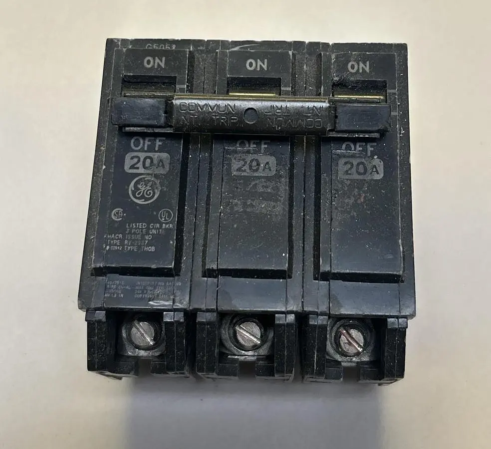 Used GE THQB320 Miscellaneous Equipment (Electrical & Power) | Surplus Asset Holdings #1194198