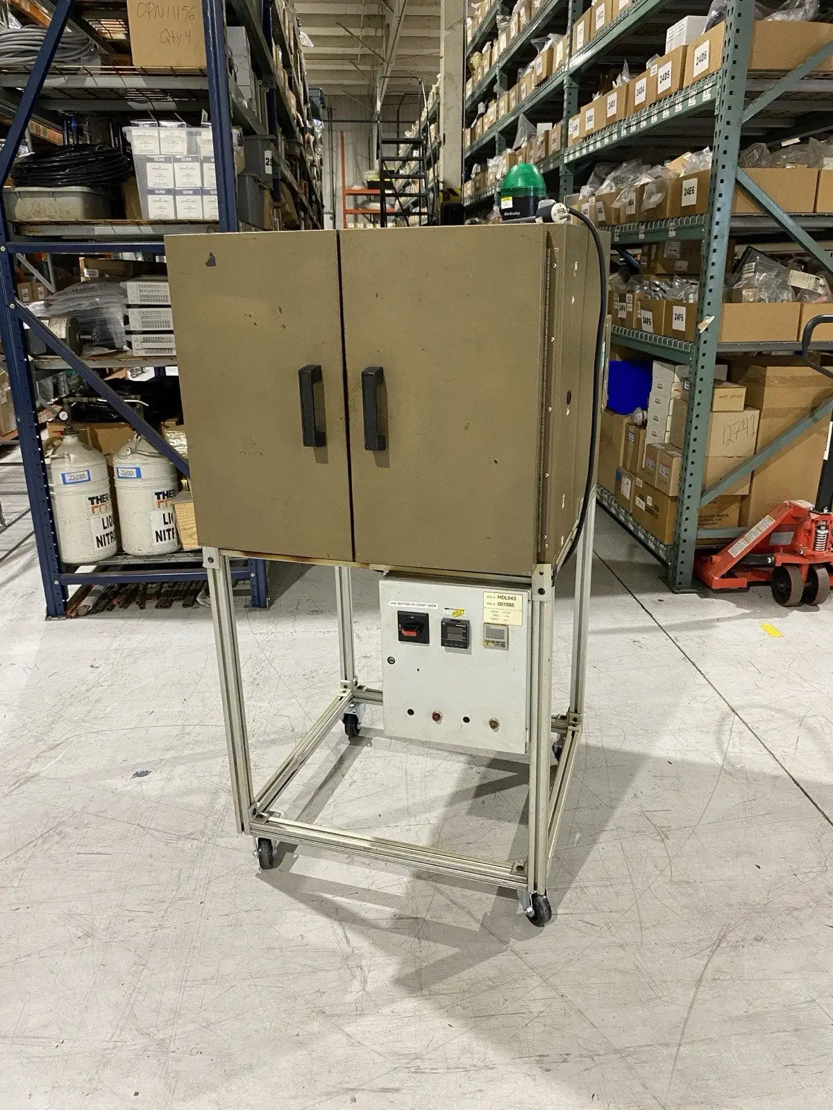 Used Quincy Quincy Lab Inc 21-350 2110 Watt 115V 1Ph Lab Ovens Michigan US | Maverick Industrial Sales #1391659