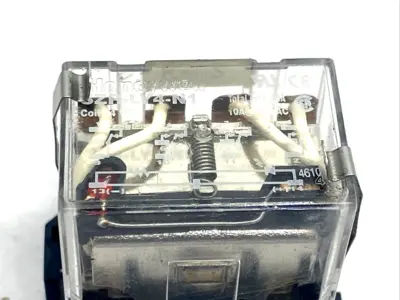 Used Honeywell SZR-LY4-N1 Relays & Switches Michigan US | Maverick Industrial Sales #1456463