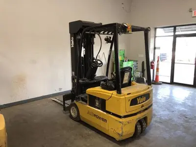 USED 2010 YALE ERP030TH