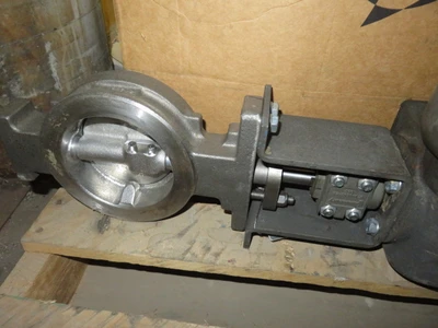 Jamesbury 4"-150  Butterfly Valve with Pneumatic Actuator  , Unused