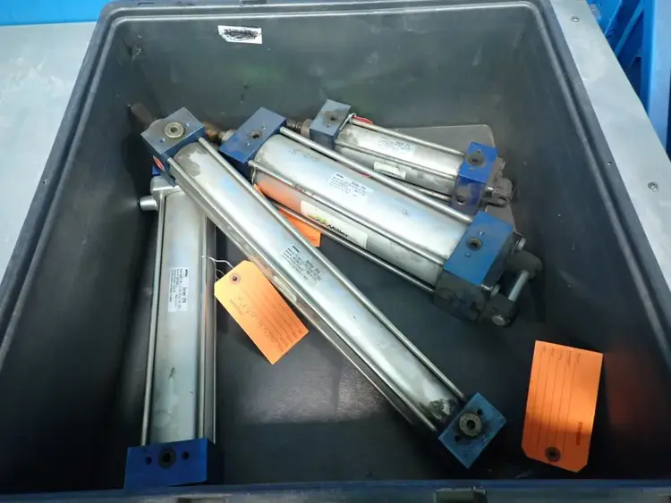 Used MILLER SERIES IPA Cylinders | HGR 24 #731451