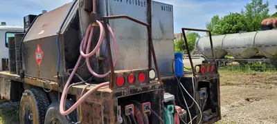 Used 1994 MACK DM690S Fuel & Lube Trucks Tennessee US | Ran Equipment #1403717