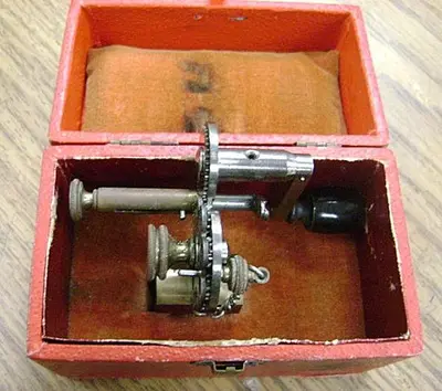 1175-385 Antique Bow Cutter for Jeweler’s Lathe