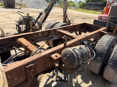 Used 1998 FORD L8513 4X2 Cab Chassis trucks Michigan US | Miedema Asset Management Group #1340395